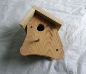Nichoir en bois angle arrondi 